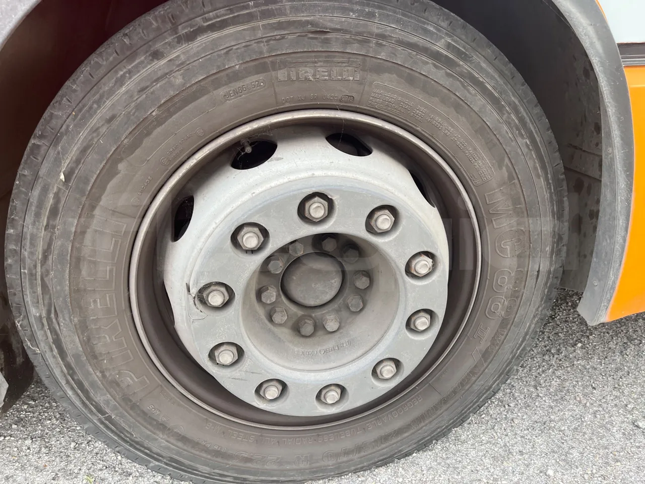 Iveco Citelis PS09D5/A/87 - EUR5 - 200kW - 11.990m - front left tire measurements