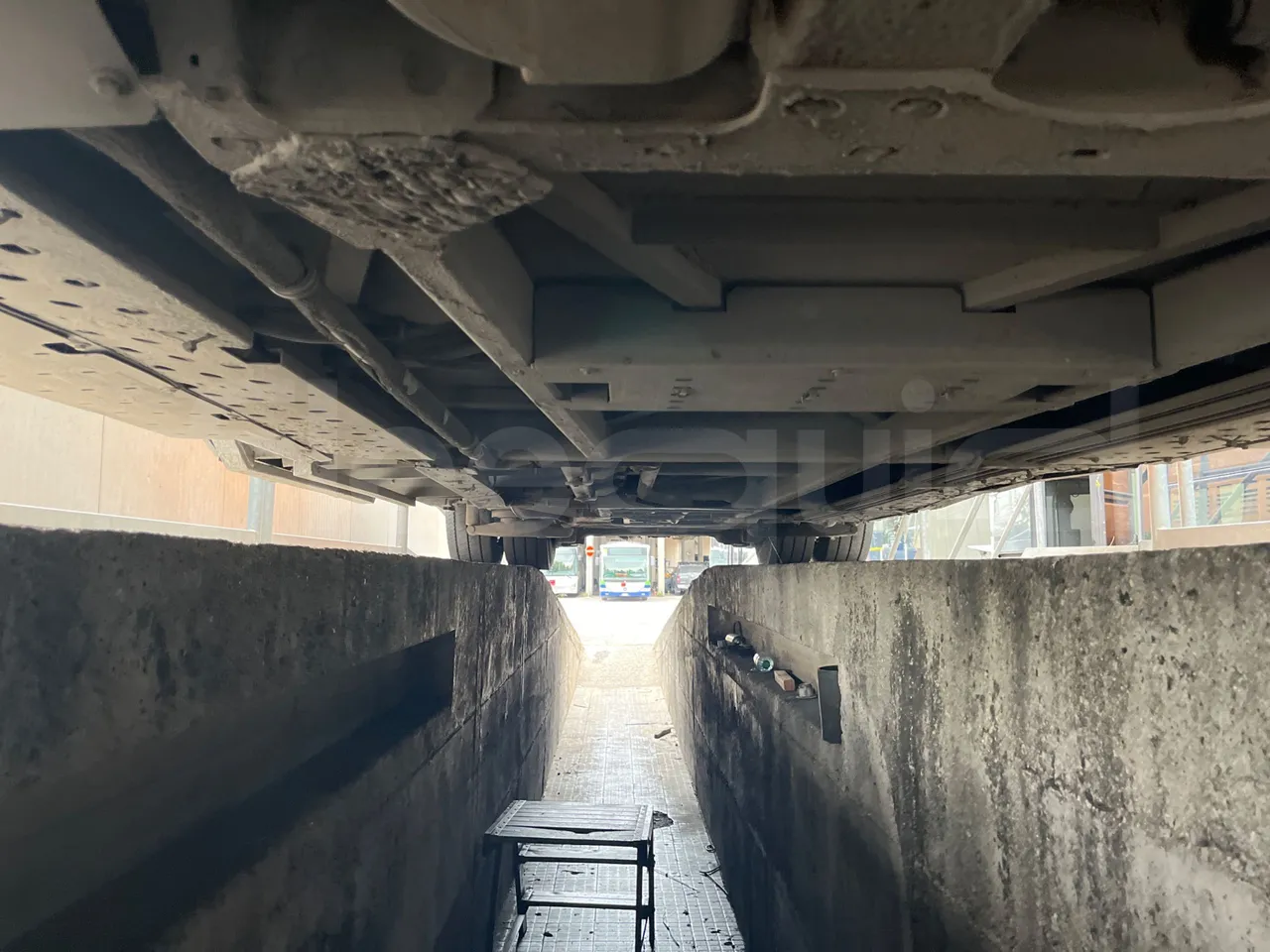 Iveco Citelis PS09D5/A/87 - EUR5 - 200kW - 11.990m - central undercarriage photo