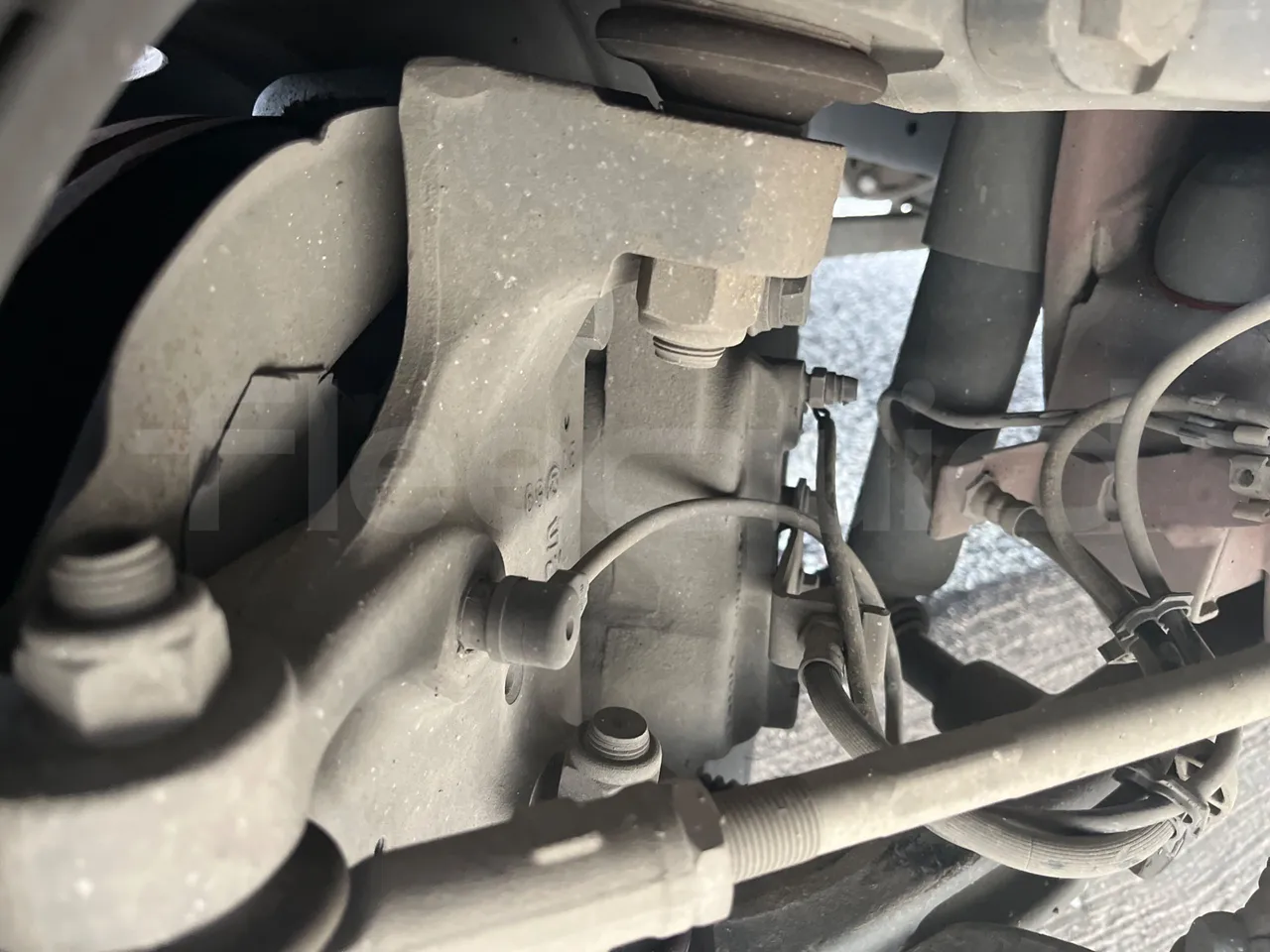 Iveco Cacciamali 65CF4 - Euro 4 - 130 kW - 8.560 mt - front brake calipers right