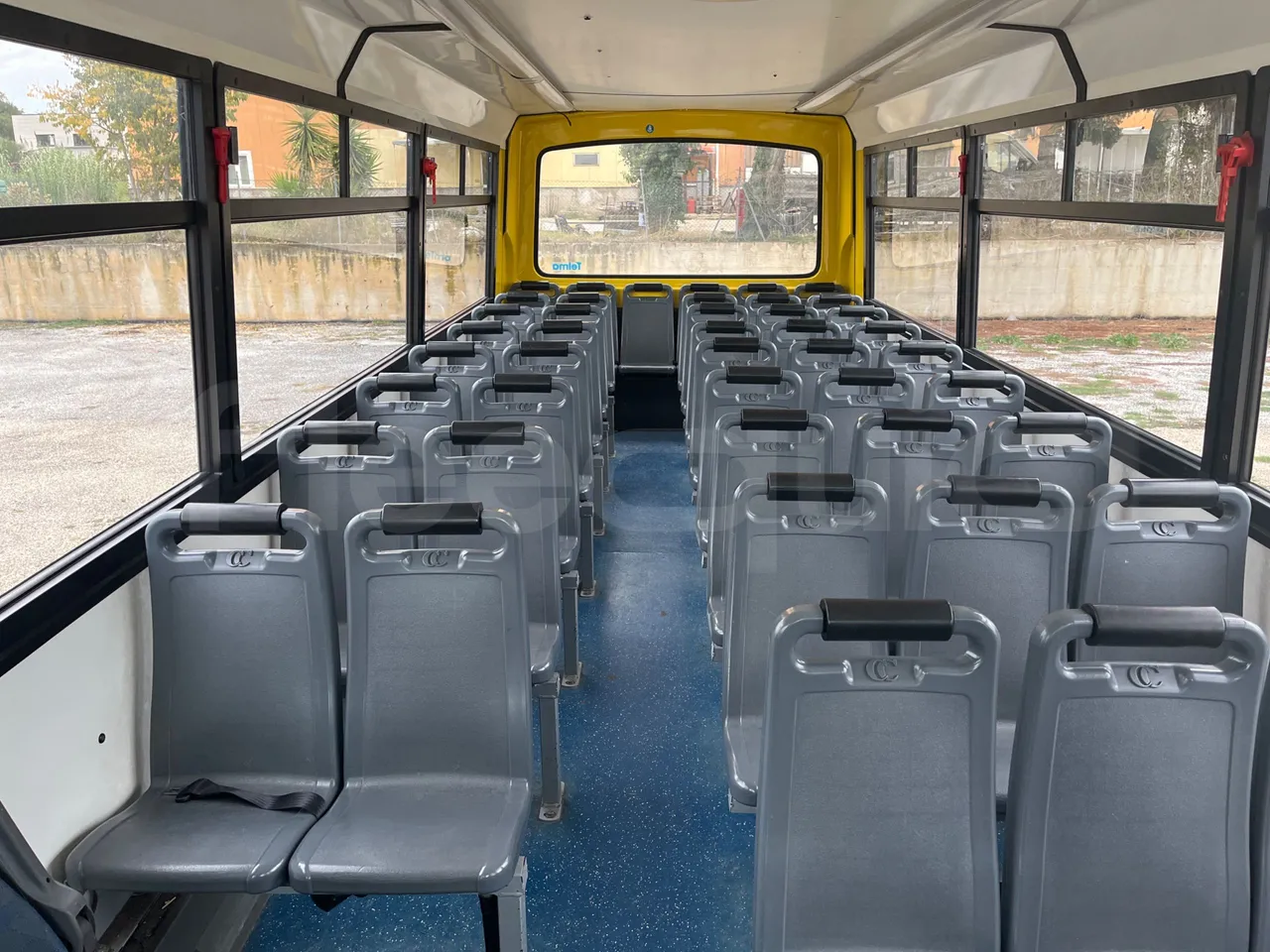 Iveco Cacciamali 65CF4 - Euro 4 - 130 kW - 8.560 mt - interior reverse seats driver height