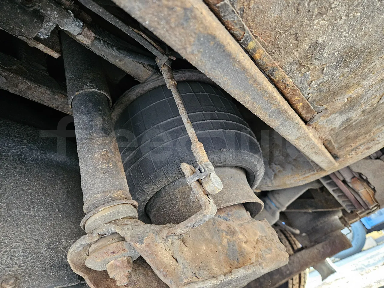 Man TEZELLER Teztiger T35 - Euro 4 - 132 kW -9.02 mt - axel 2 air springs 2 left