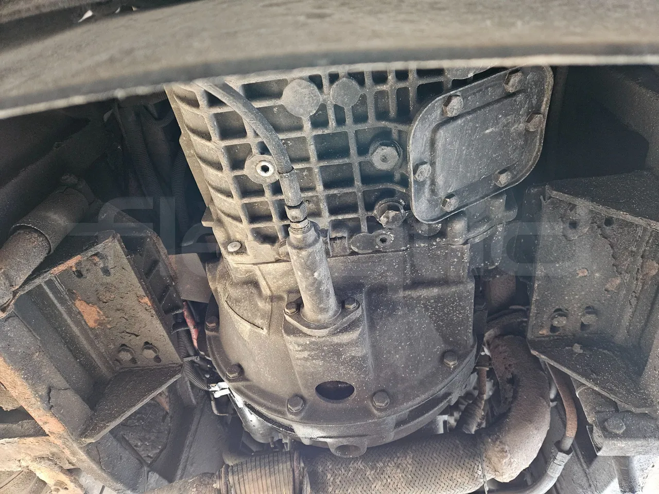 Man TEZELLER Teztiger T35 - Euro 4 - 132 kW -9.02 mt - gearbox photo