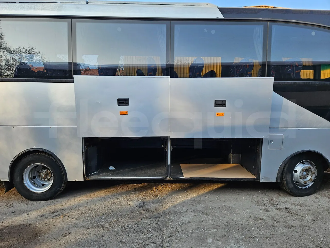 Man TEZELLER Teztiger T35 - Euro 4 - 132 kW -9.02 mt - luggage rack photo