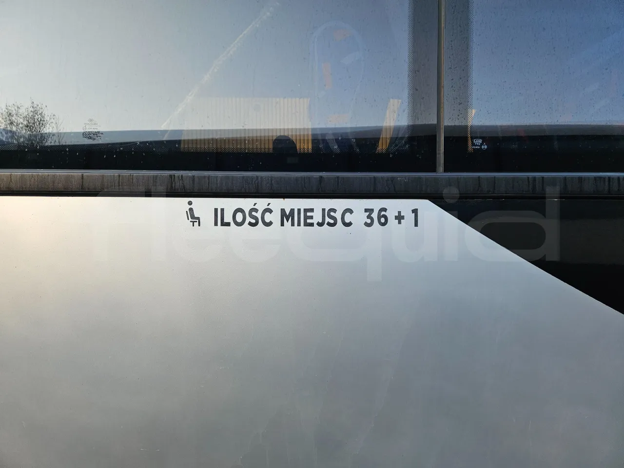 Man TEZELLER Teztiger T35 - Euro 4 - 132 kW -9.02 mt - seat plate photo