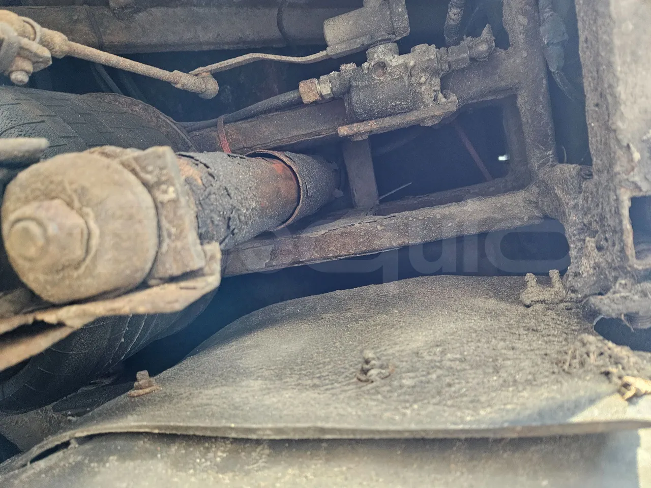 Man TEZELLER Teztiger T35 - Euro 4 - 132 kW -9.02 mt - axle 2 shock absorbers 2 left