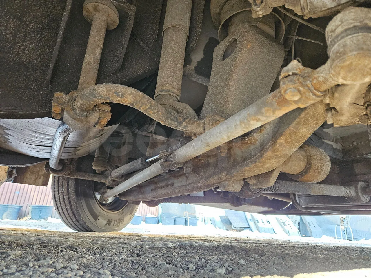 Man TEZELLER Teztiger T35 - Euro 4 - 132 kW -9.02 mt - front axle right side