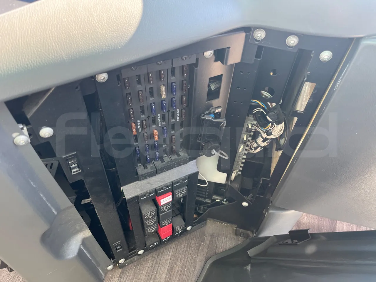 Setra S416 UL Business - Euro6 - 260kW - 12.7mt - jack and driver keys