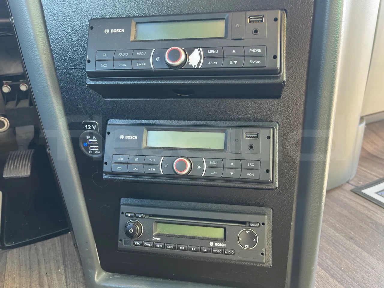 Setra S416 UL Business - Euro6 - 260kW - 12.7mt - radio accessories photo