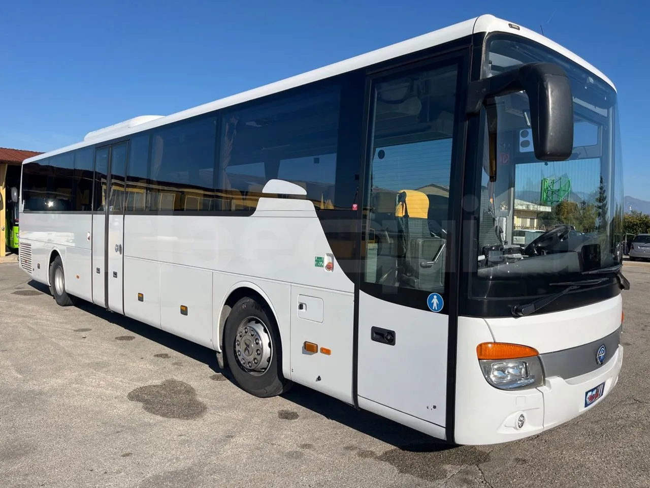 Setra S416 UL Business - Euro6 - 260kW - 12.7mt - Base cover photo