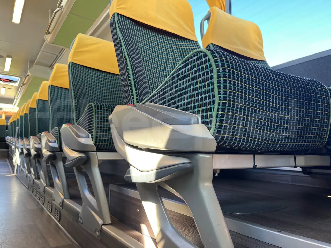 Setra S416 UL Business - Euro6 - 260kW - 12.7mt - mesh detail photo