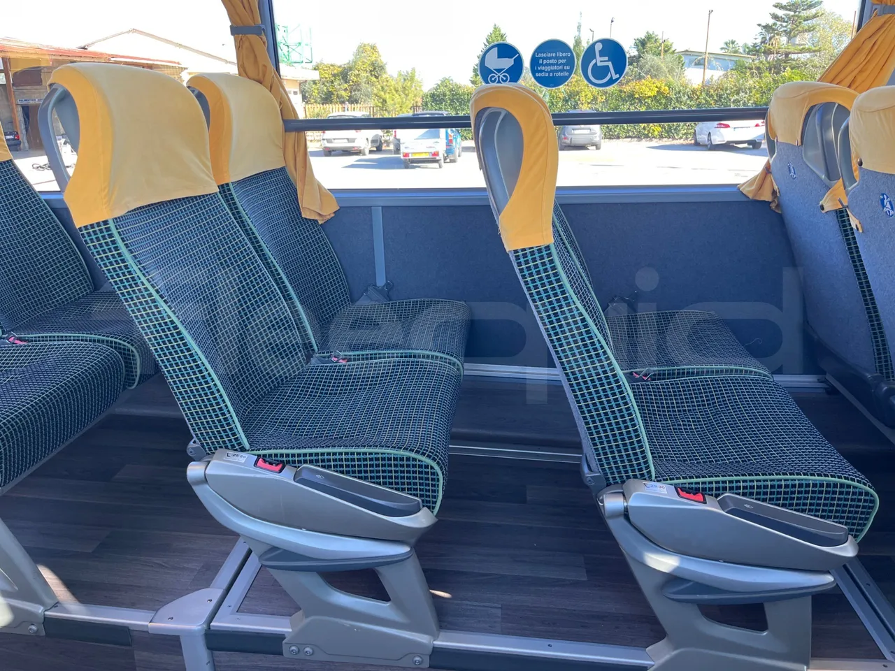 Setra S416 UL Business - Euro6 - 260kW - 12.7mt - single seat detail