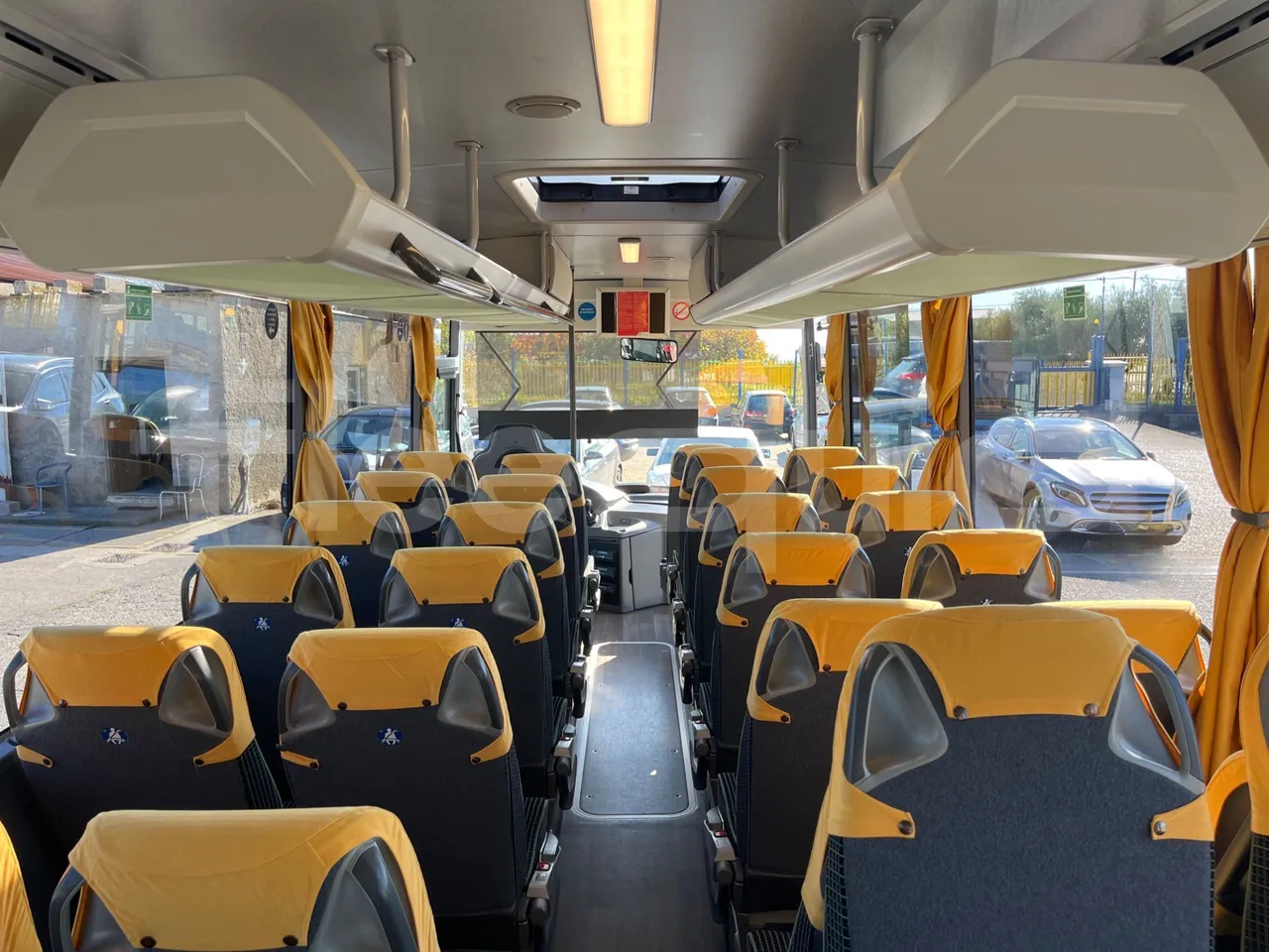 Setra S416 UL Business - Euro6 - 260kW - 12.7mt - forward view all seats last row height