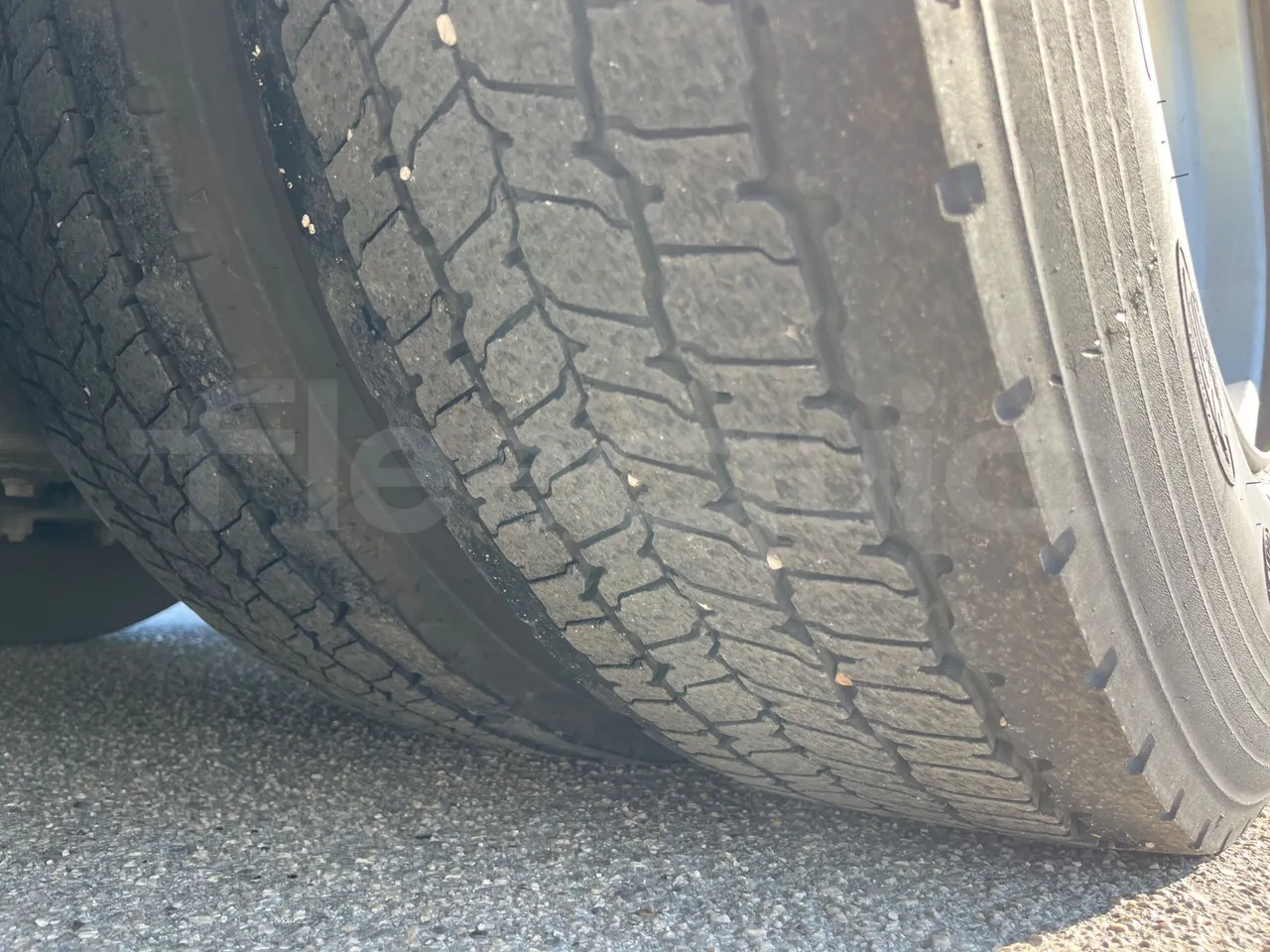 Setra S416 UL Business - Euro6 - 260kW - 12.7mt - tread condition front tires left