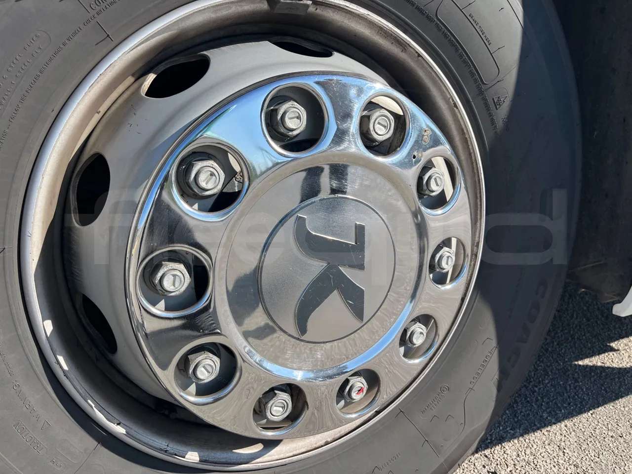 Setra S416 UL Business - Euro6 - 260kW - 12.7mt - tread condition third axle tires left