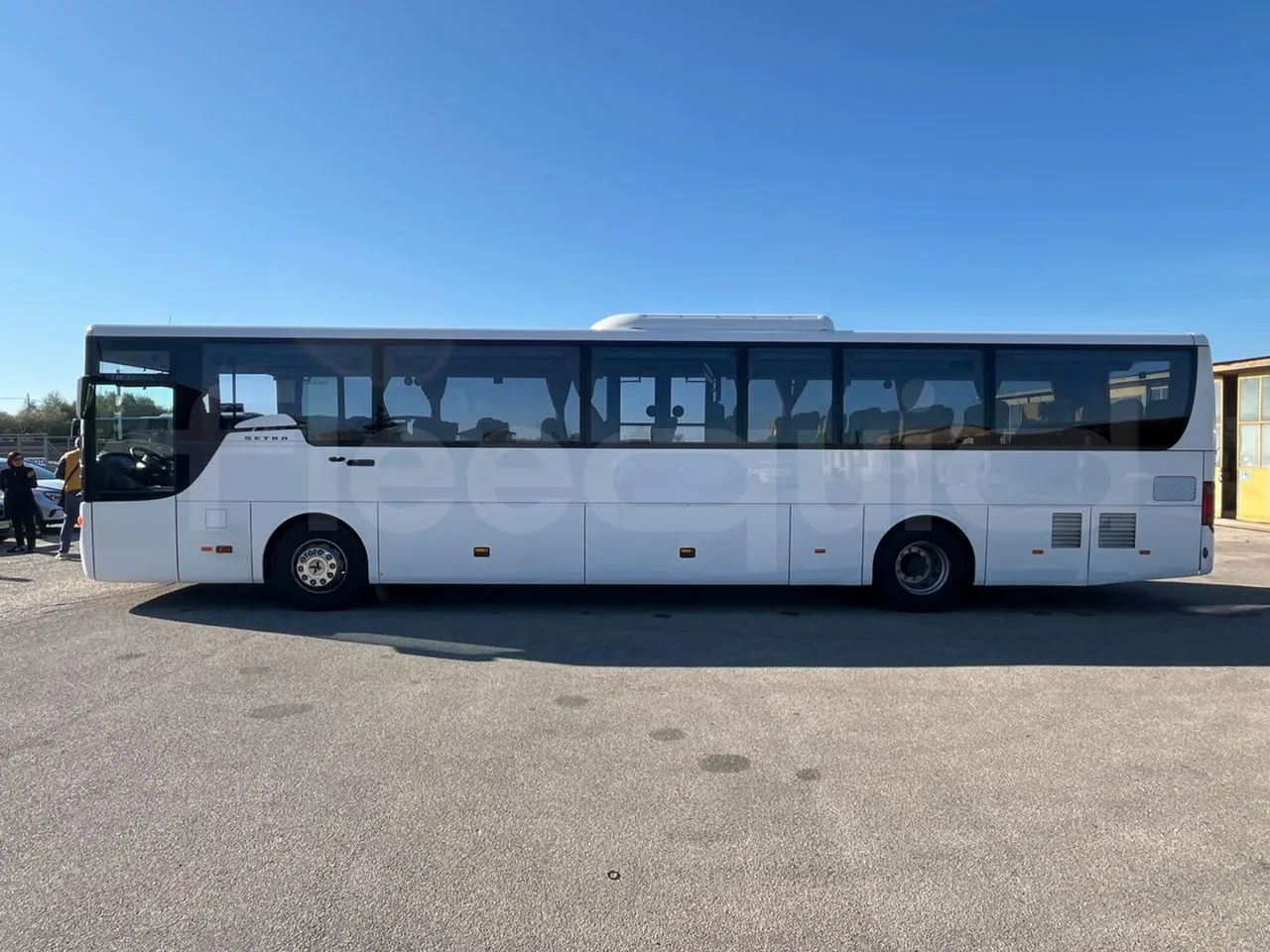 Setra S416 UL Business - Euro6 - 260kW - 12.7mt - left side photo