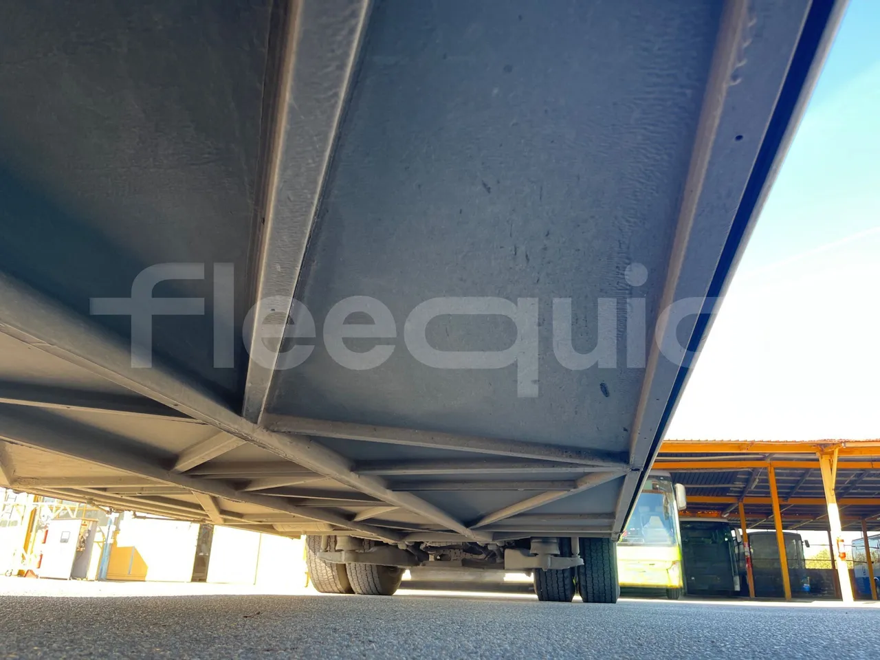 Setra S416 UL Business - Euro6 - 260kW - 12.7mt - central undercarriage photo
