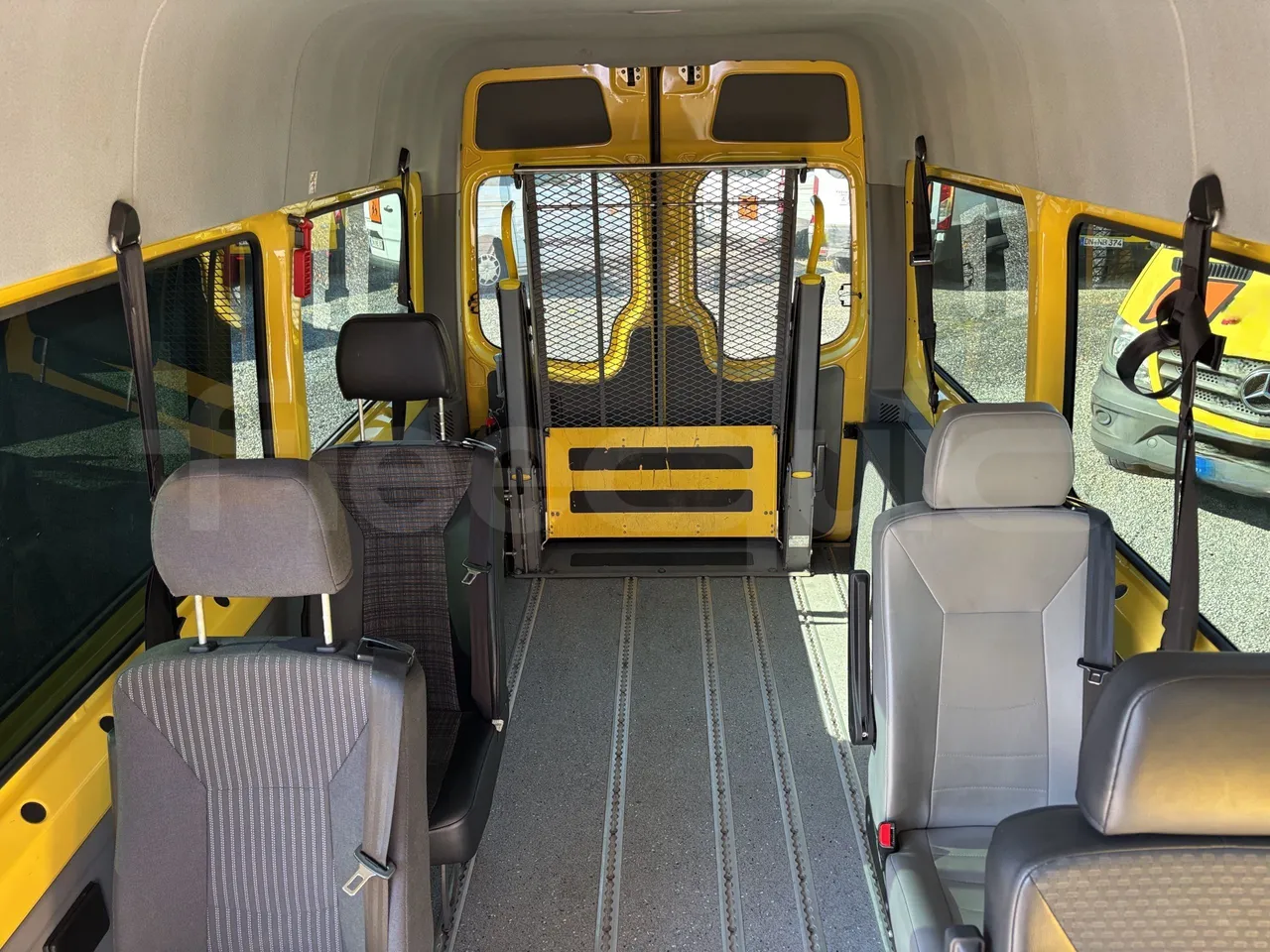 Mercedes-Benz Sprinter - Disabled Area