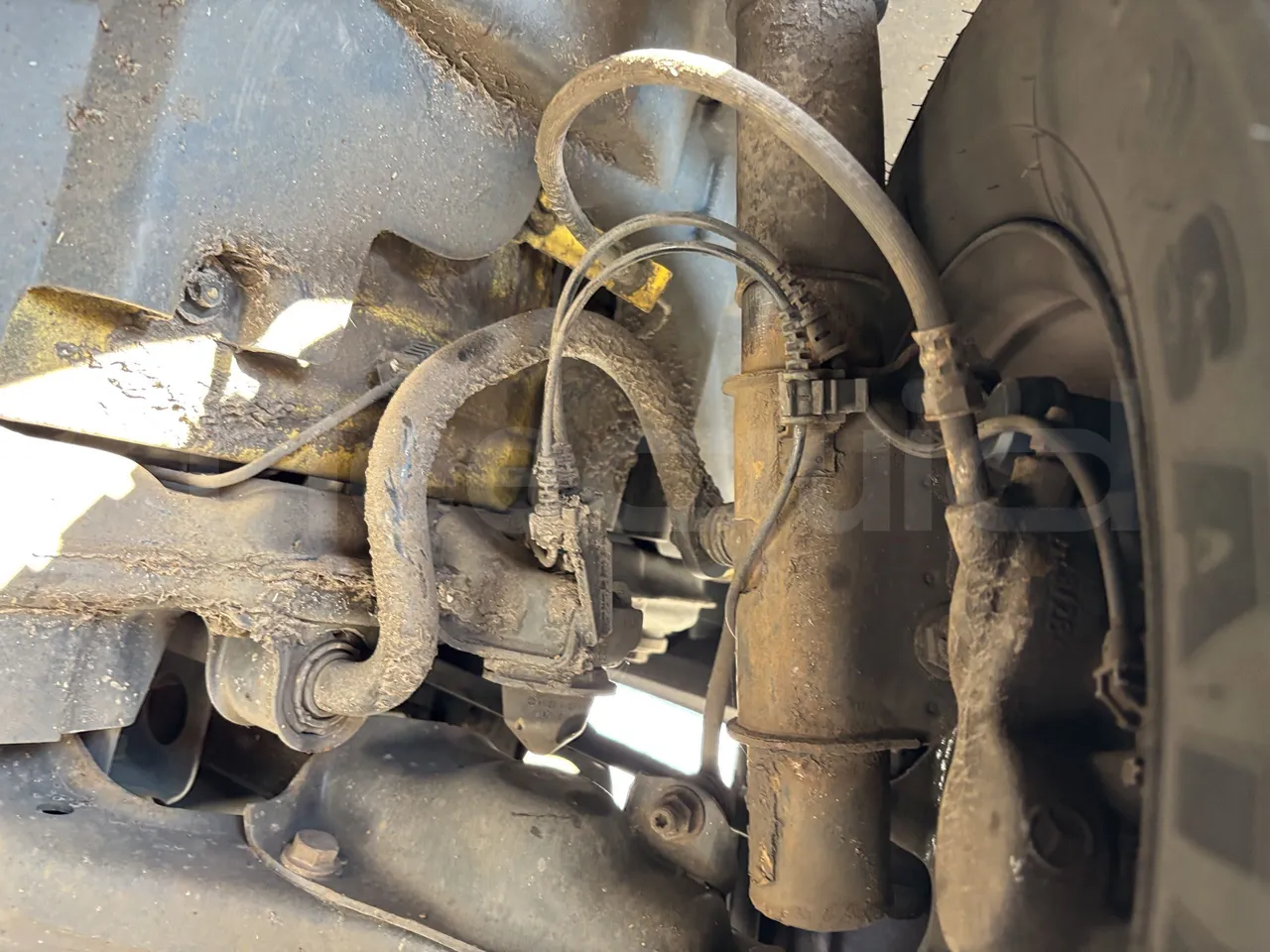 Mercedes-Benz Sprinter - First Axle Shock Absorbers Left Side