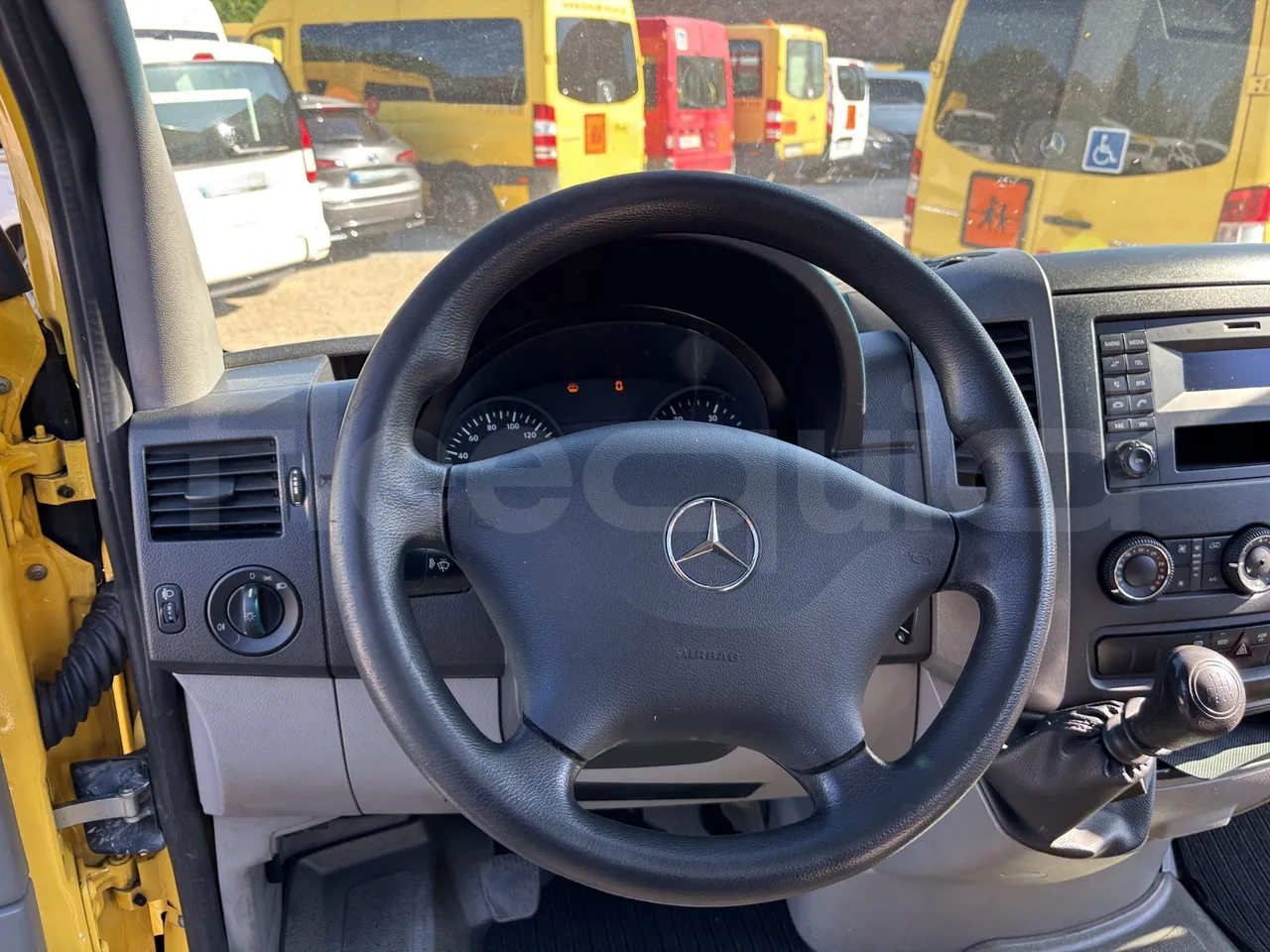 Mercedes-Benz Sprinter - Steering Wheel