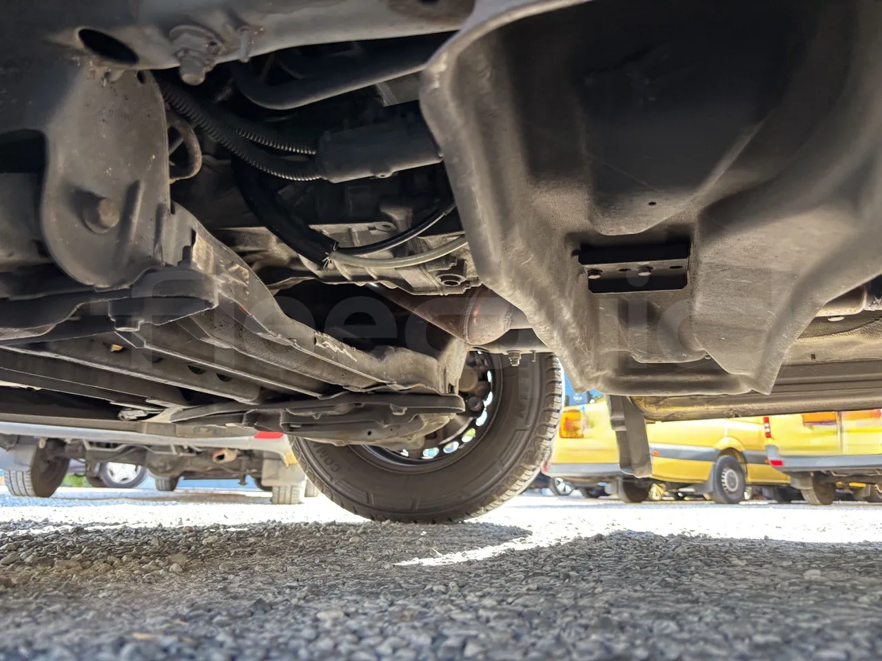 Mercedes-Benz Sprinter - First Axle Right Side