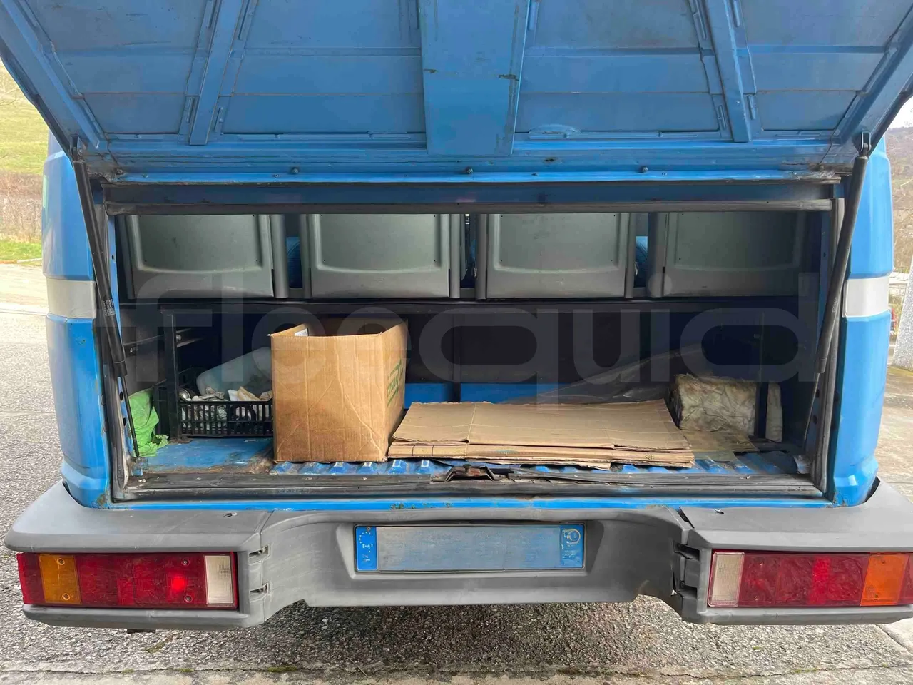 Iveco A45E12 A45E12 - Euro 2 - 90 kW - 6.860 mt - luggage rack photo