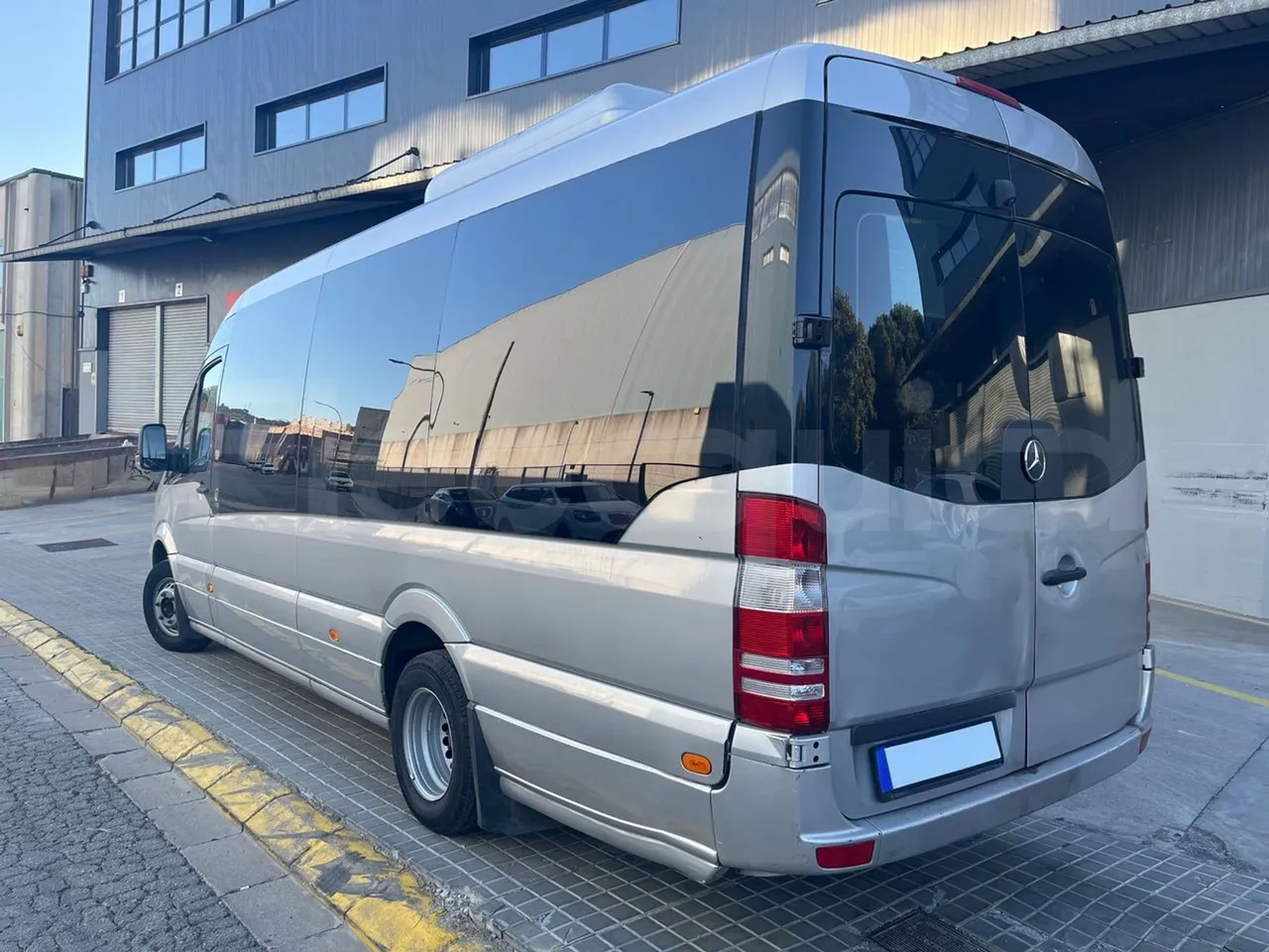 Mercedes-Benz Sprinter Noge - EUR6 - 140kW - 7.361m - 3/4 left rear side