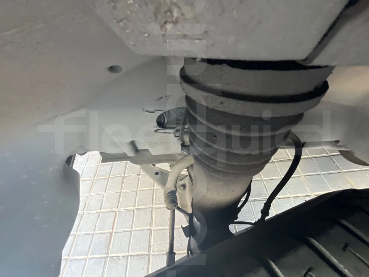 Mercedes-Benz Sprinter Noge - EUR6 - 140kW - 7.361m - front shock absorbers left