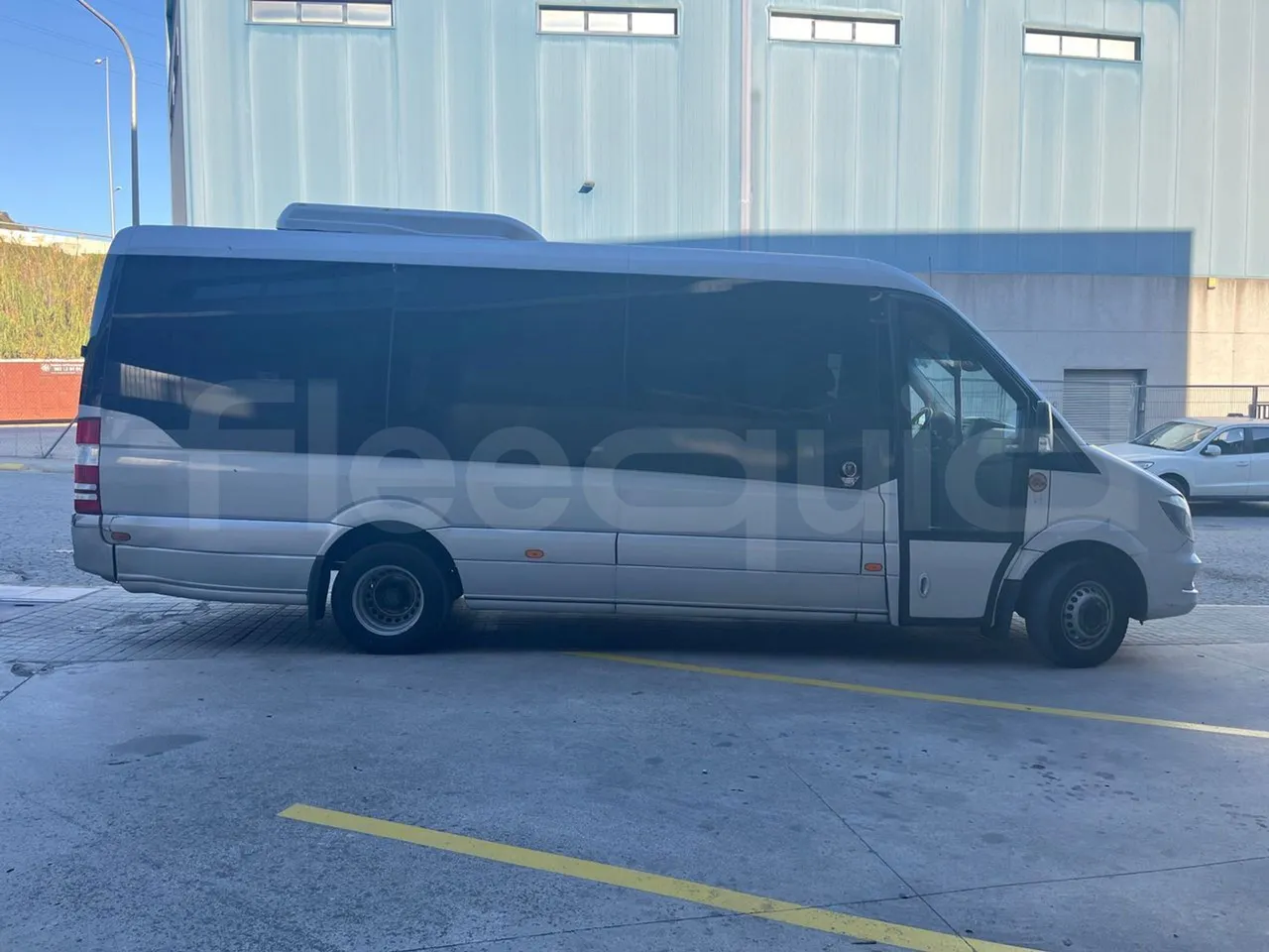 Mercedes-Benz Sprinter Noge - EUR6 - 140kW - 7.361m - right side doors closed