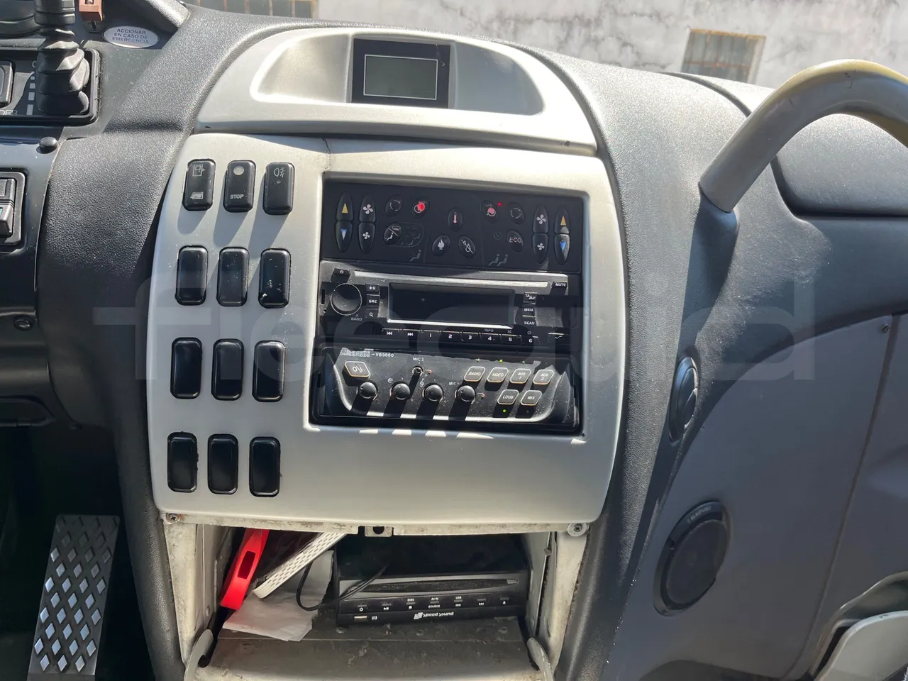 Irizar Scania - radio accessories photo