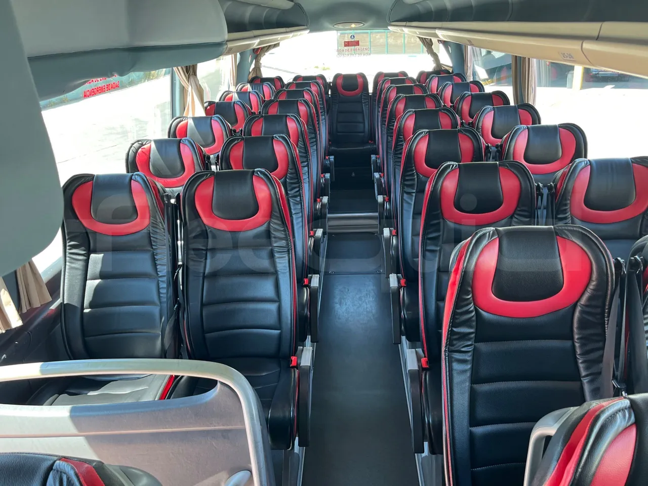 Irizar Scania - reverse view middle aisle