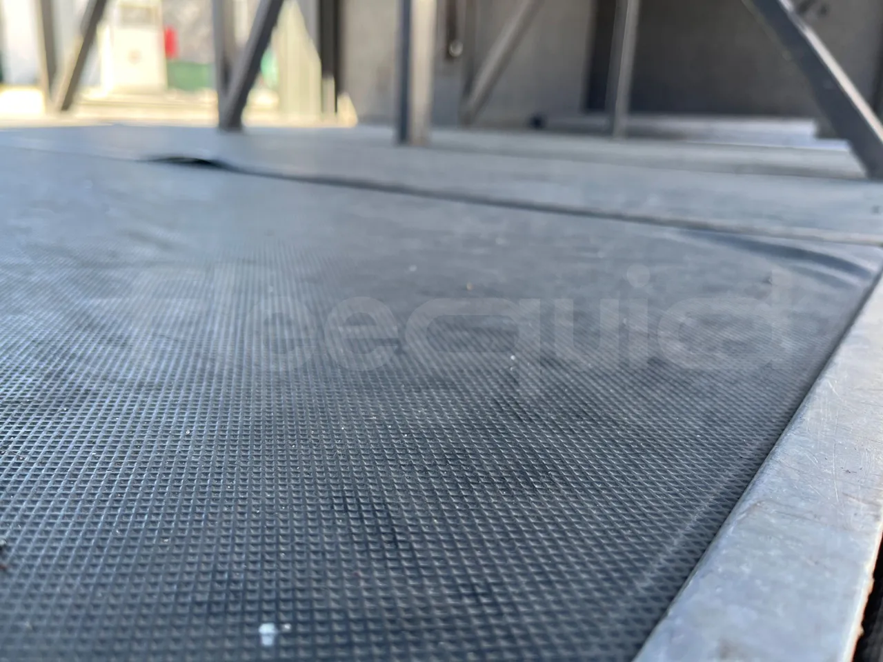 Irizar Scania - under carpet photo