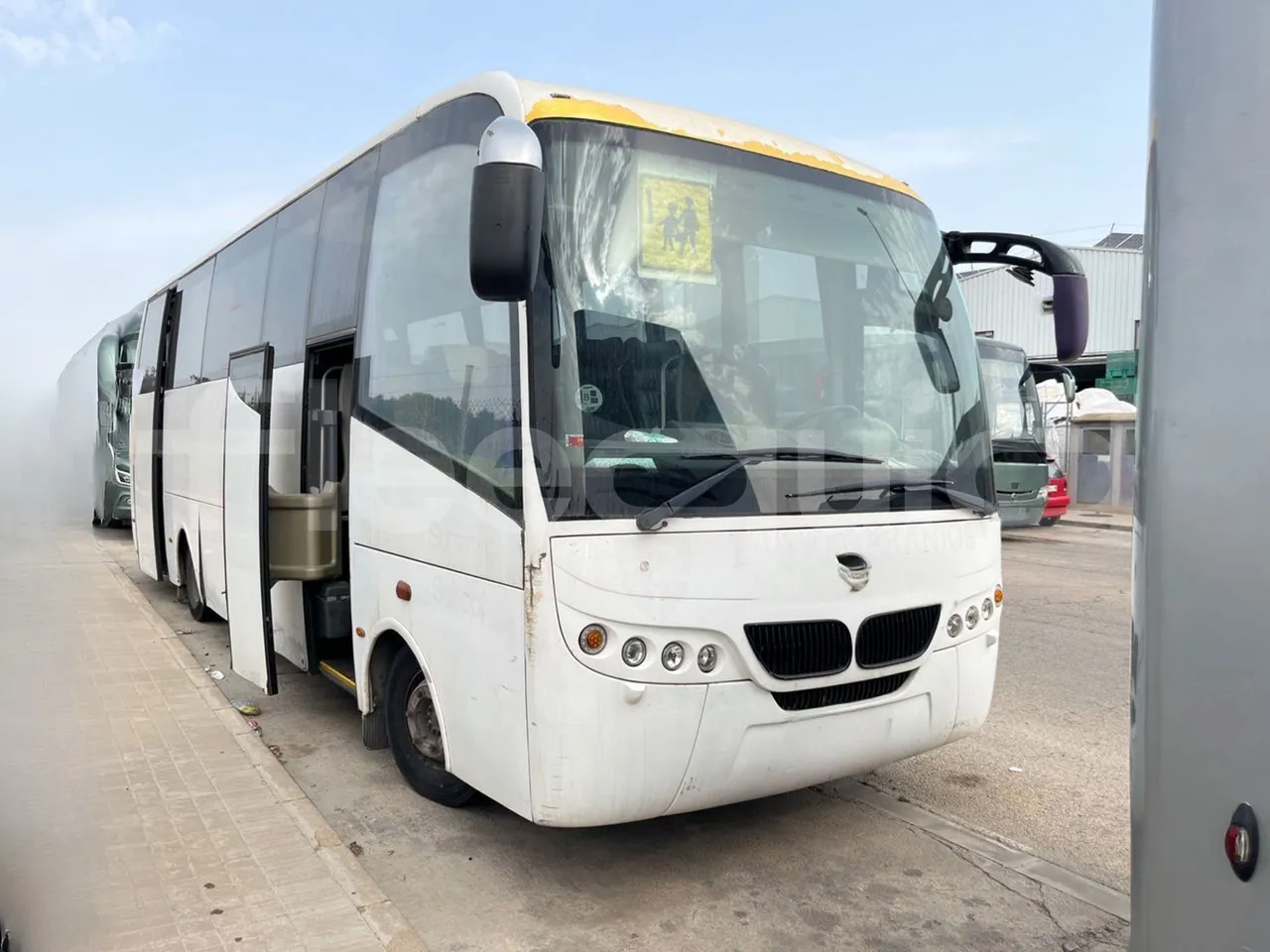 Man 12.220 HOCL ANDECAR VII.1/ Euro 4 - 176 Kw - 9,470 Mt - 3/4 front right doors (mandatory for bus to scrap)