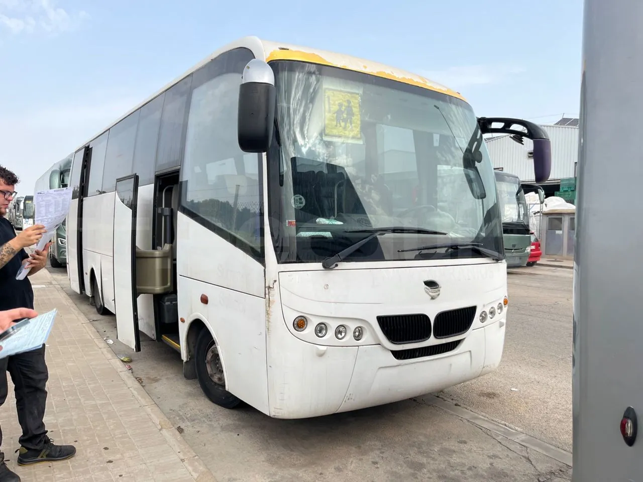 Man 12.220 HOCL ANDECAR VII.1/  Euro 4 - 176 Kw - 9,470 Mt - Base cover photo