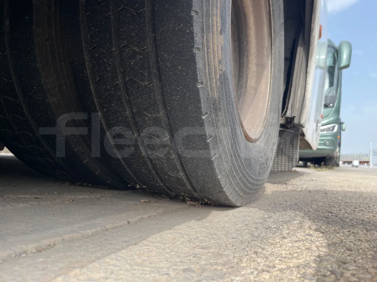 Man 12.220 HOCL ANDECAR VII.1/ Euro 4 - 176 Kw - 9,470 Mt - tread condition front tires left