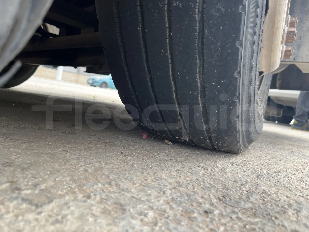Man 12.220 HOCL ANDECAR VII.1/ Euro 4 - 176 Kw - 9,470 Mt - tread condition second axle tires right