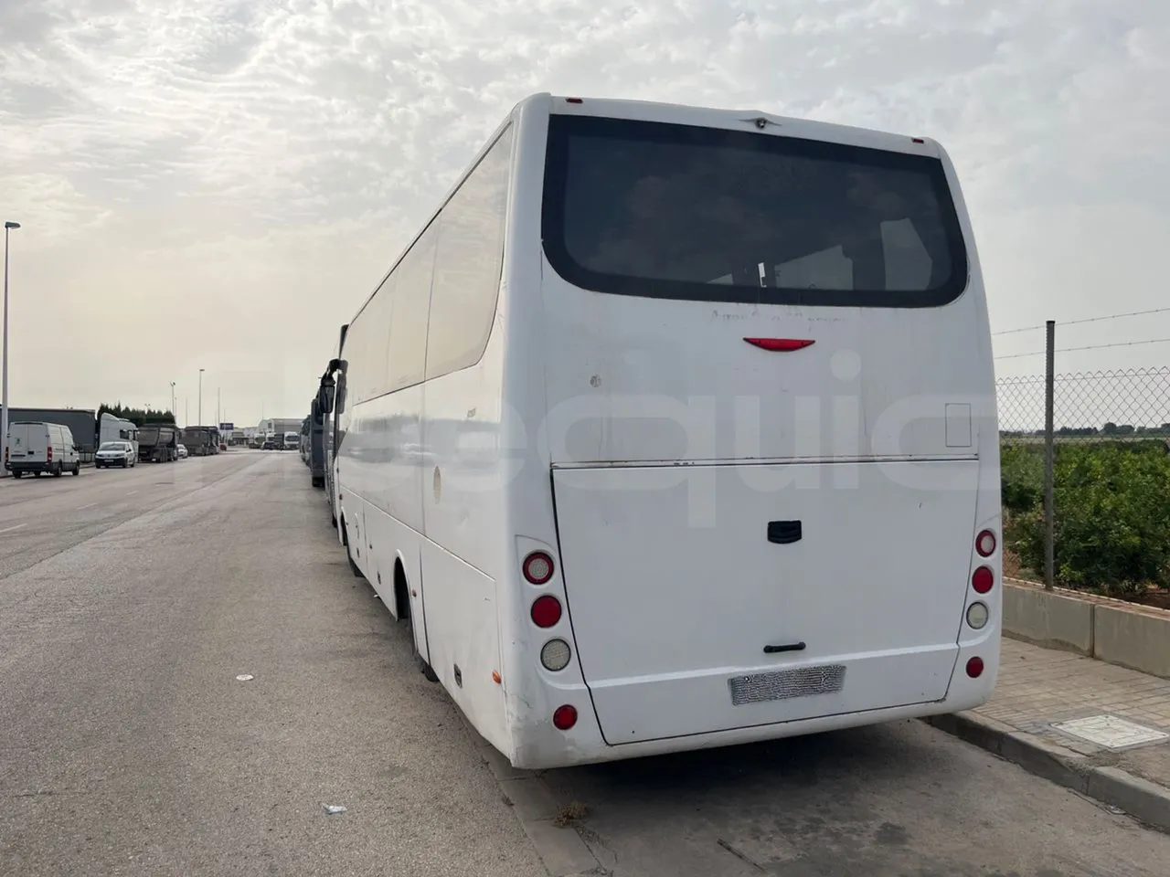 Man 12.220 HOCL ANDECAR VII.1/ Euro 4 - 176 Kw - 9,470 Mt - rear hatch closed