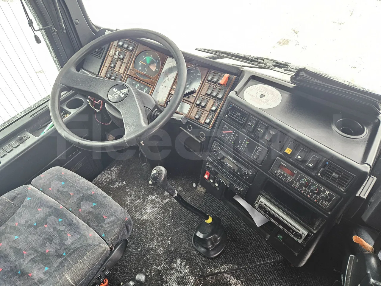 Man RH 483 RH 483 - EUR3-294kW - 12m - buttons panels on