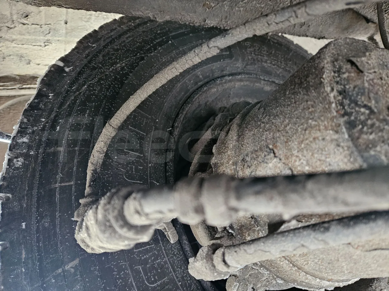 Man RH 483 RH 483 - EUR3-294kW - 12m - axle 2 caliper brakes right