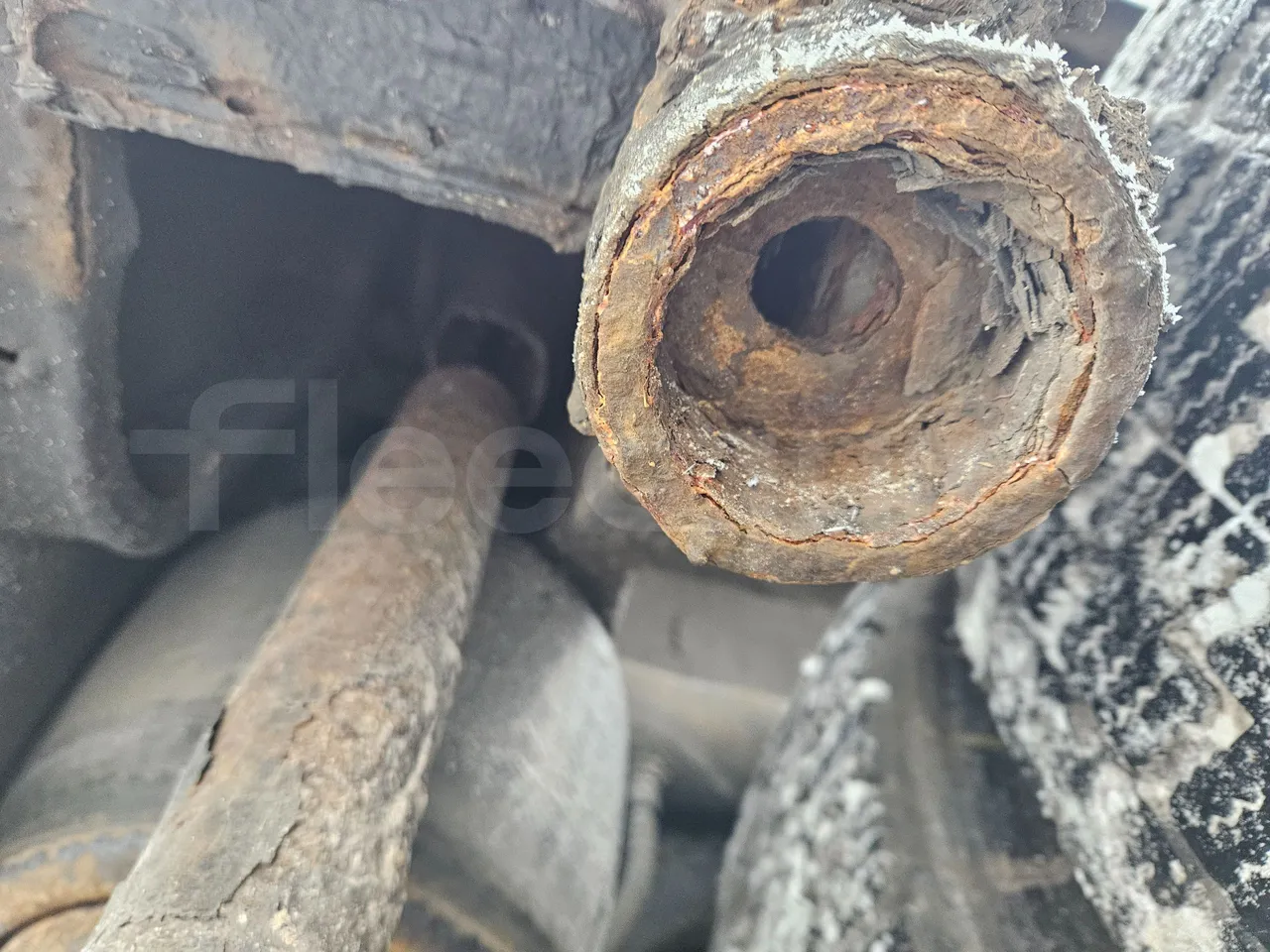 Man RH 483 RH 483 - EUR3-294kW - 12m - axle 2 shock absorbers 1 left