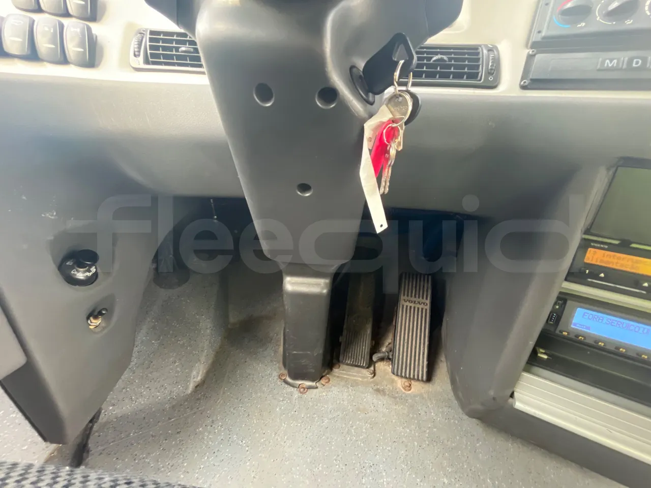 Volvo 9700-B8R B6SC 9700S - Euro 6 - 240 kW - 14.980 mt - command unit indicators