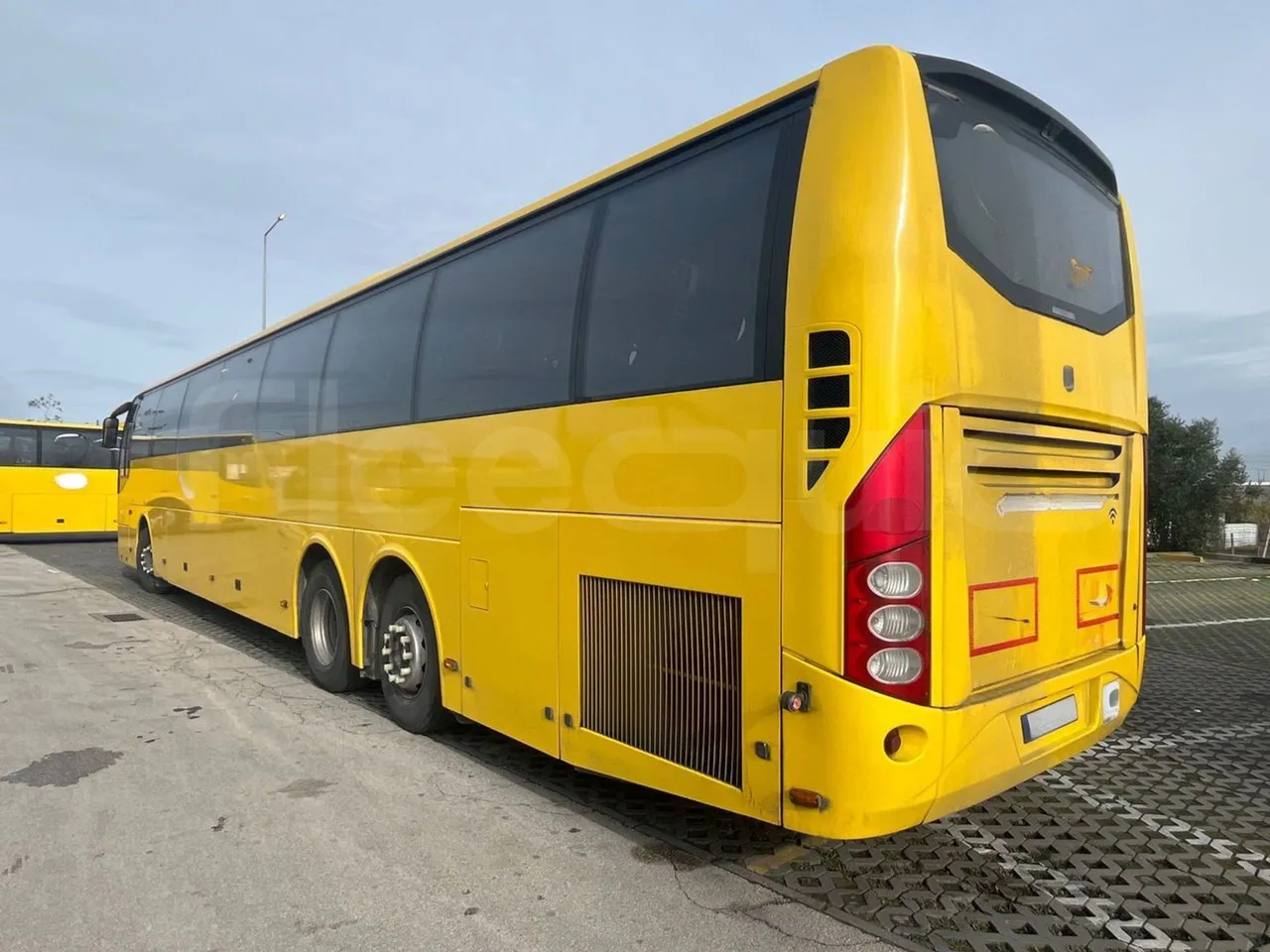Volvo 9700-B8R B6SC 9700S - Euro 6 - 240 kW - 14.980 mt - 3/4 left rear side