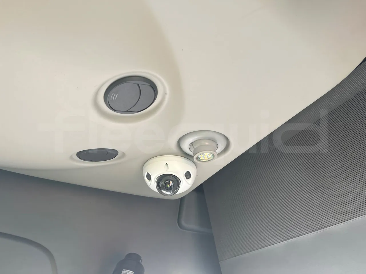 Volvo 9700-B8R B6SC 9700S - Euro 6 - 240 kW - 14.980 mt - camera accessories photo