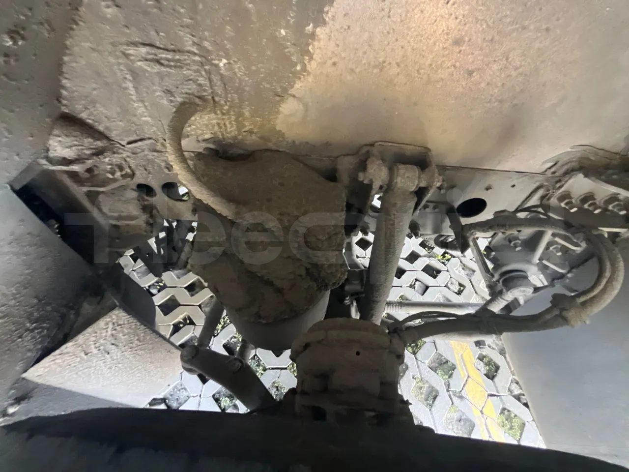 Volvo 9700-B8R B6SC 9700S - Euro 6 - 240 kW - 14.980 mt - axel 2 air springs 2 right