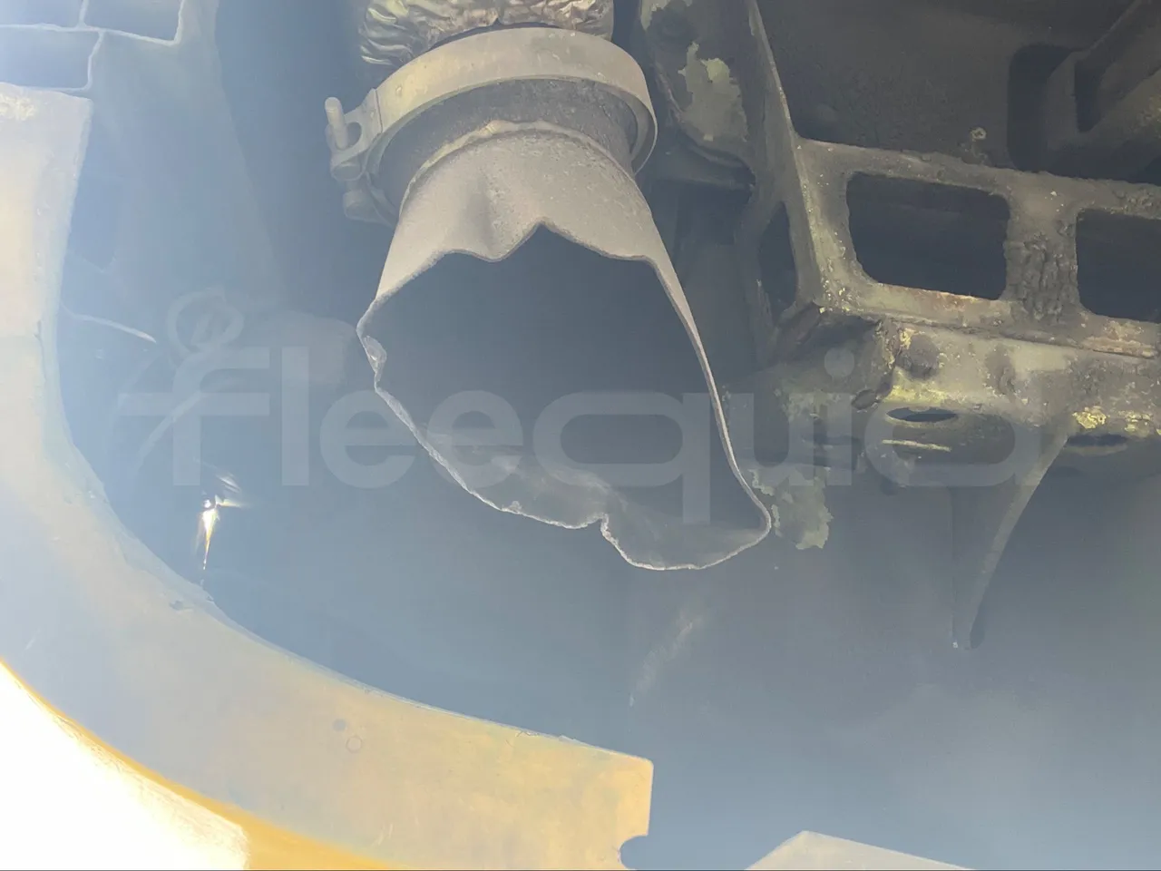 Volvo 9700-B8R B6SC 9700S - Euro 6 - 240 kW - 14.980 mt - exhaust photo