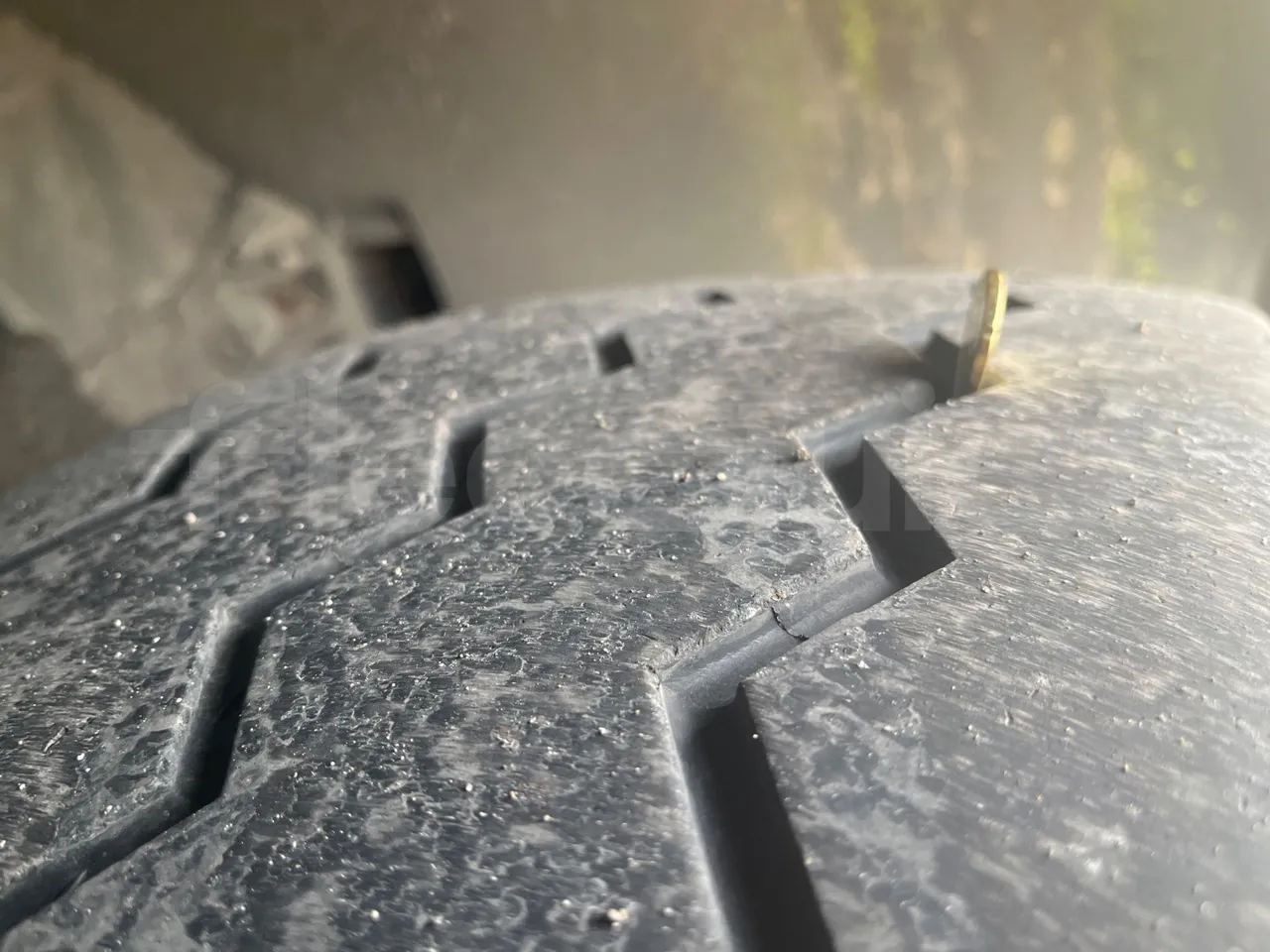 Volvo 9700-B8R B6SC 9700S - Euro 6 - 240 kW - 14.980 mt - tread condition second axle tires left