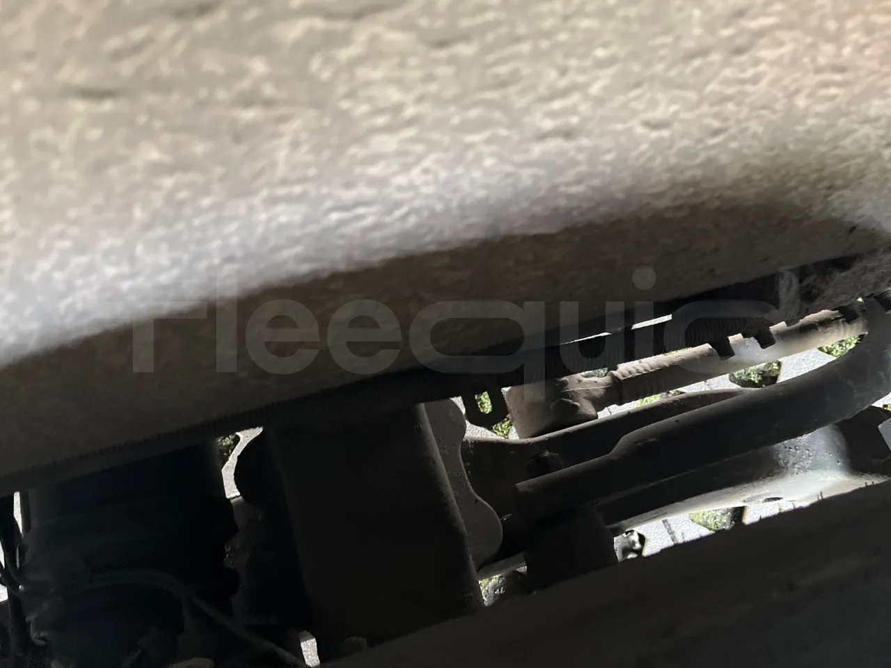 Volvo 9700-B8R B6SC 9700S - Euro 6 - 240 kW - 14.980 mt - axel 3 shock absorbers 1 right