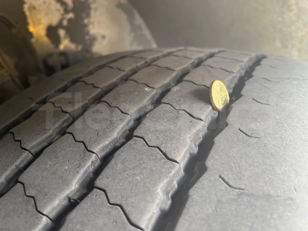 Volvo 9700-B8R B6SC 9700S - Euro 6 - 240 kW - 14.980 mt - front left tire measurements