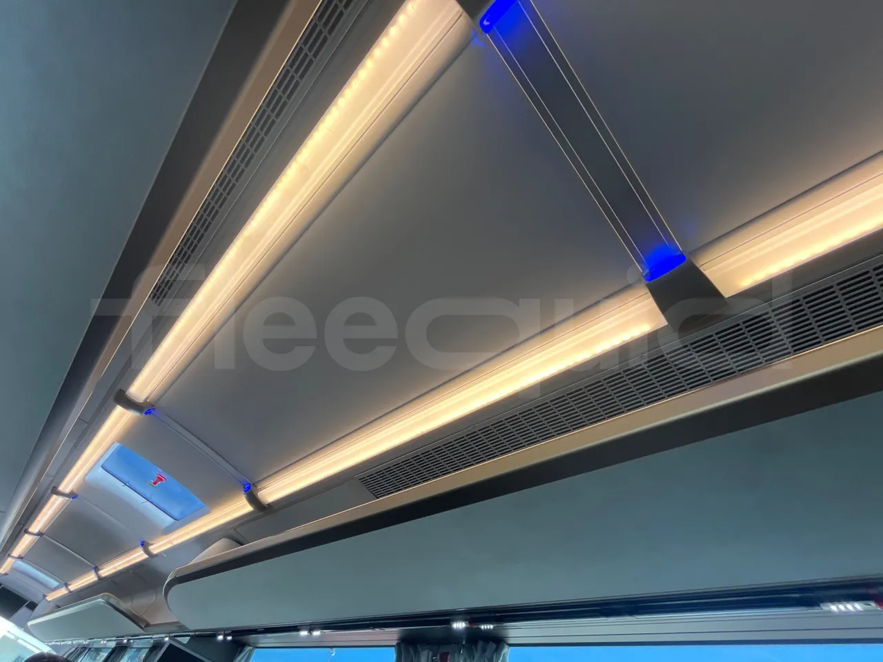 Neoplan Cityliner P15 - Euro6 - 338kW - 13mt - camera accessories photo