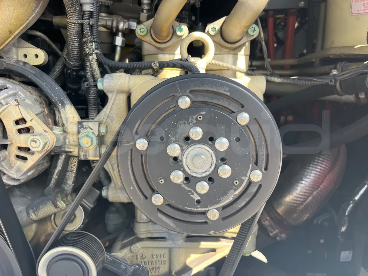 Neoplan Cityliner P15 - Euro6 - 338kW - 13mt - air conditioning compressor