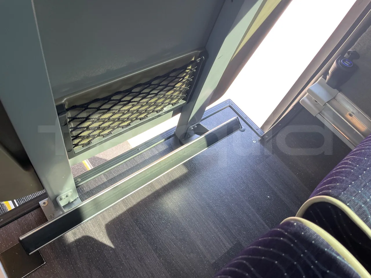 Neoplan Cityliner P15 - Euro6 - 338kW - 13mt - power outlets detail